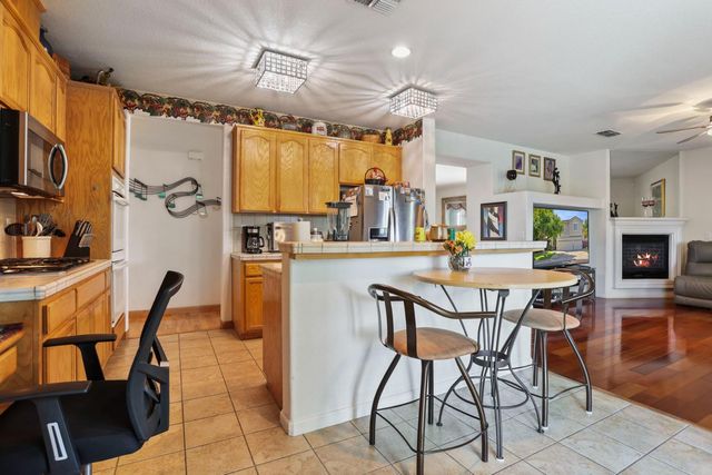 465 Olympus Way, Manteca, CA 95336