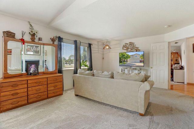 465 Olympus Way, Manteca, CA 95336