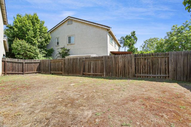465 Olympus Way, Manteca, CA 95336