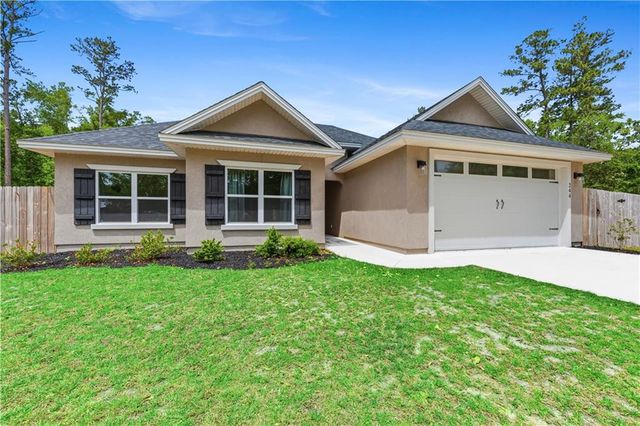 244 Clarks Bluff Road, Kingsland, GA 31548