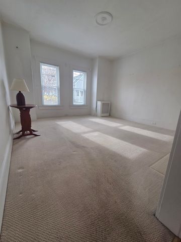 427 Wilson Street, Manchester, NH 03103