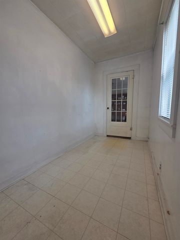 427 Wilson Street, Manchester, NH 03103