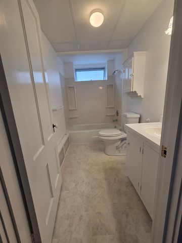 427 Wilson Street, Manchester, NH 03103