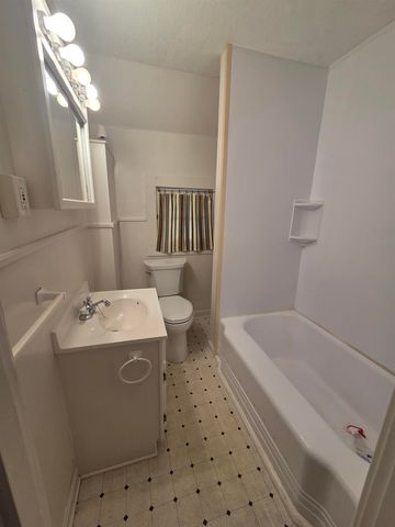 427 Wilson Street, Manchester, NH 03103