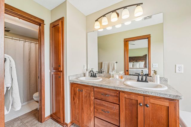 7002 208th Street N, Forest Lake, MN 55025