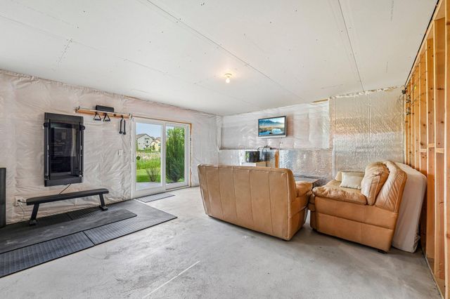 7002 208th Street N, Forest Lake, MN 55025