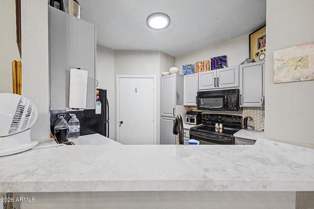 1411 E ORANGEWOOD Avenue 117, Phoenix, AZ 85020