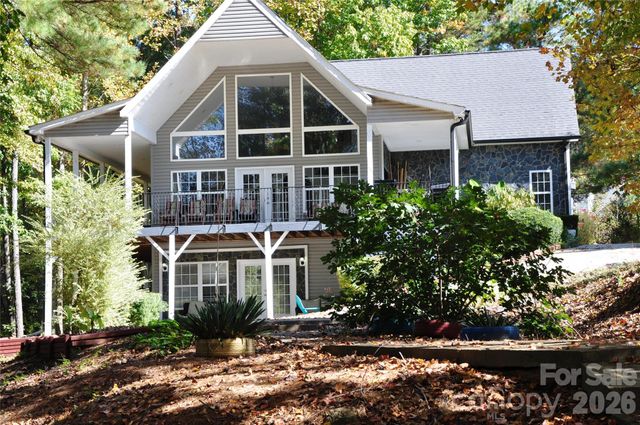 3645 Lake Bluff Drive, Sherrills Ford, NC 28763