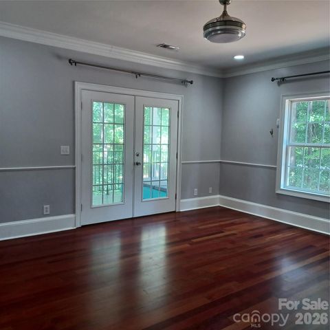 3645 Lake Bluff Drive, Sherrills Ford, NC 28763