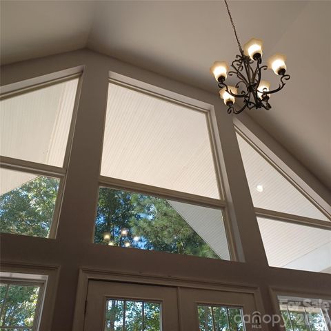 3645 Lake Bluff Drive, Sherrills Ford, NC 28763