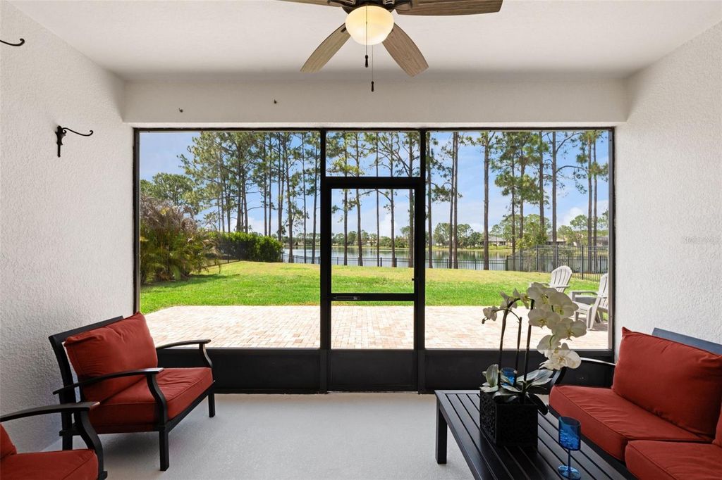 Image 33 of property listing at 14868 CABLESHIRE WAY, Orlando, FL 32824