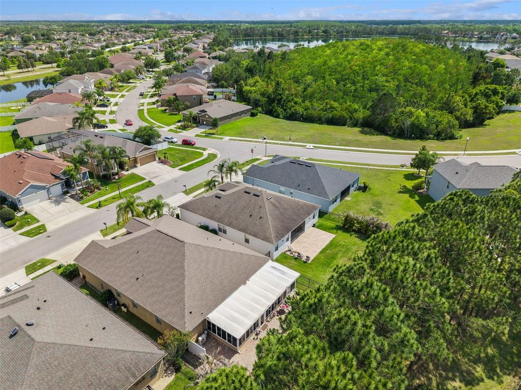 Image 41 of property listing at 14868 CABLESHIRE WAY, Orlando, FL 32824