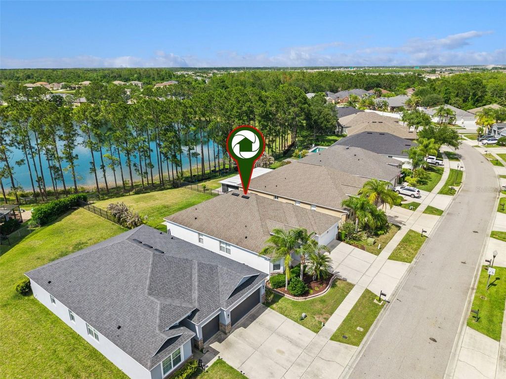 Image 44 of property listing at 14868 CABLESHIRE WAY, Orlando, FL 32824