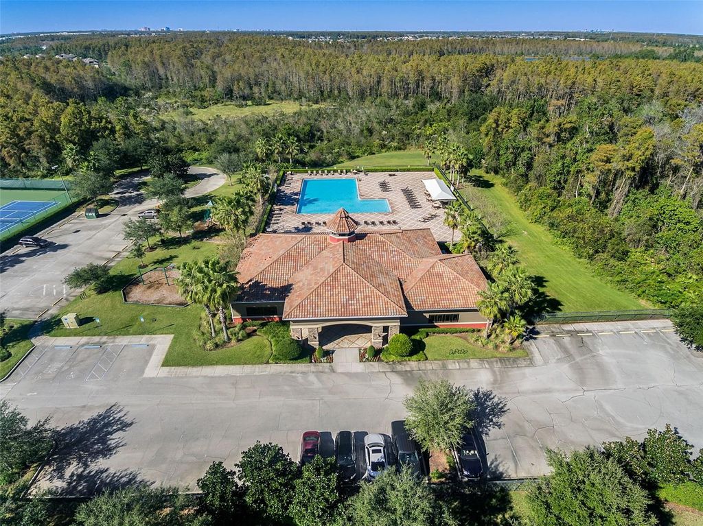 Image 61 of property listing at 14868 CABLESHIRE WAY, Orlando, FL 32824