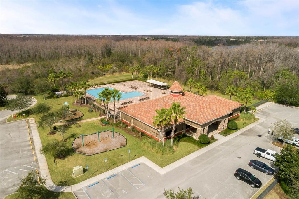 Image 65 of property listing at 14868 CABLESHIRE WAY, Orlando, FL 32824