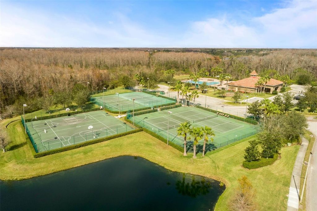 Image 66 of property listing at 14868 CABLESHIRE WAY, Orlando, FL 32824