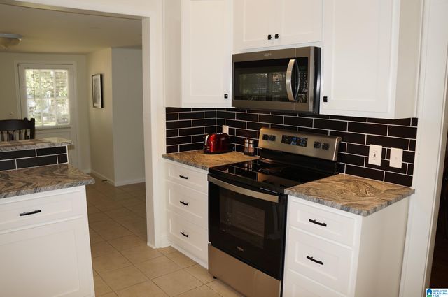 10 BROWN AVENUE, Sylacauga, AL 35150