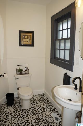 10 BROWN AVENUE, Sylacauga, AL 35150