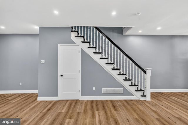 6072 W GIRARD AVE, Philadelphia, PA 19151