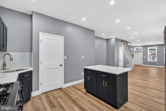 6072 W GIRARD AVE, Philadelphia, PA 19151