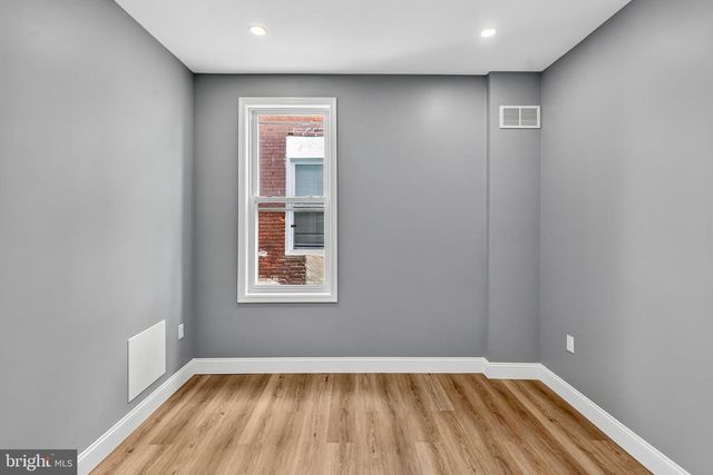 6072 W GIRARD AVE, Philadelphia, PA 19151