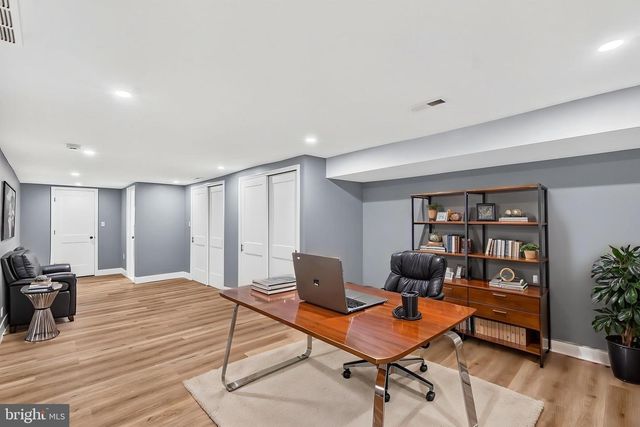 6072 W GIRARD AVE, Philadelphia, PA 19151