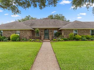 563 12th Street, Bay City, TX 77414