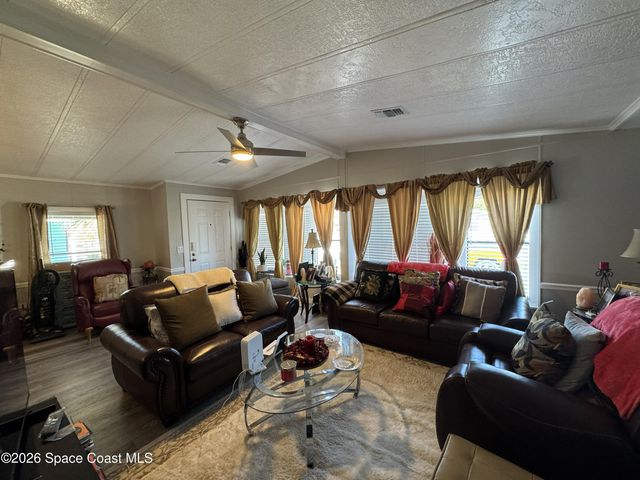 915 Hemlock Street, Barefoot Bay, FL 32976