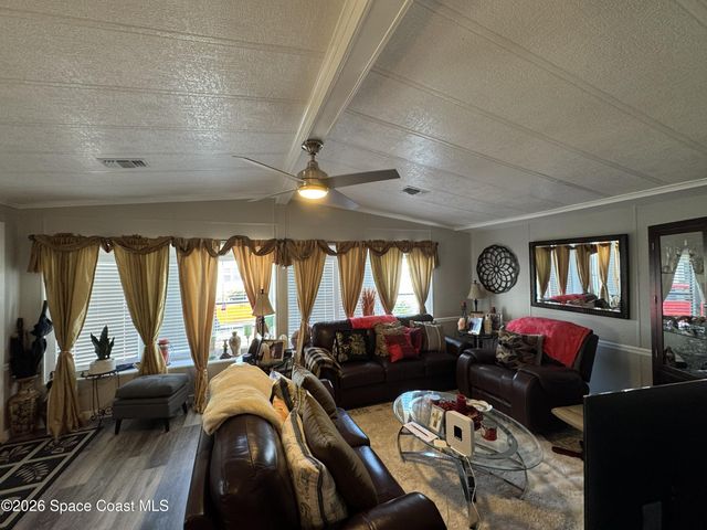 915 Hemlock Street, Barefoot Bay, FL 32976