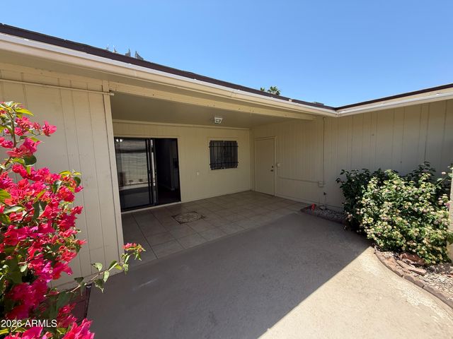 13640 N SILVERBELL Drive 65, Sun City, AZ 85351