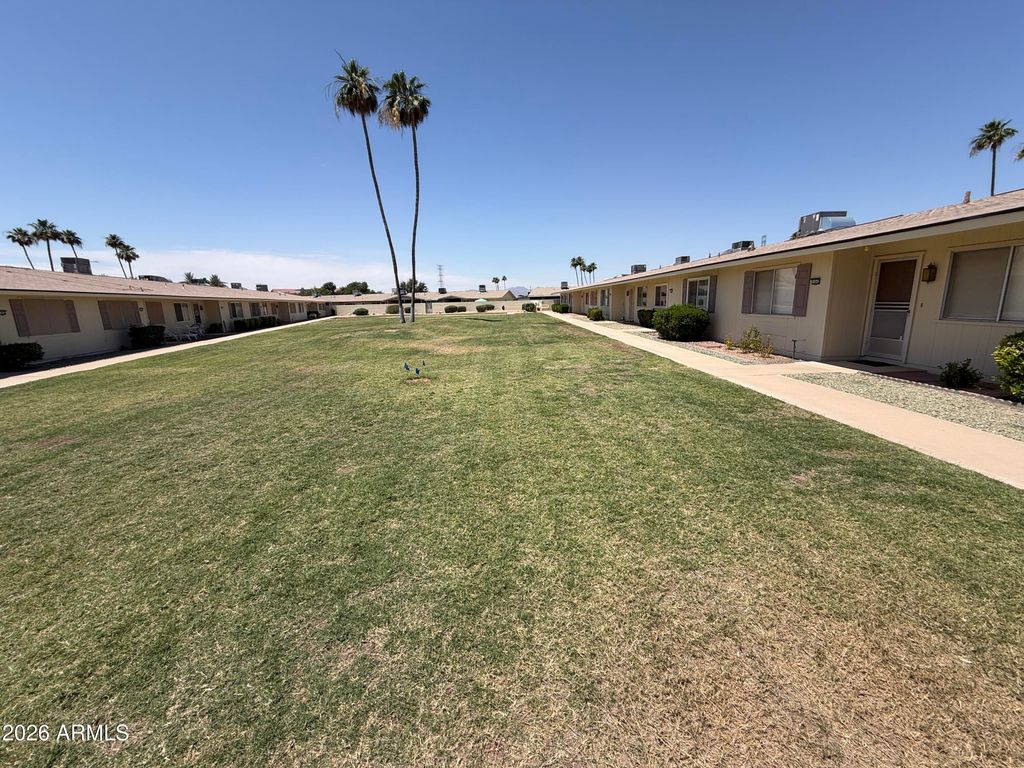 13640 N SILVERBELL Drive 65, Sun City, AZ 85351 — photo 2