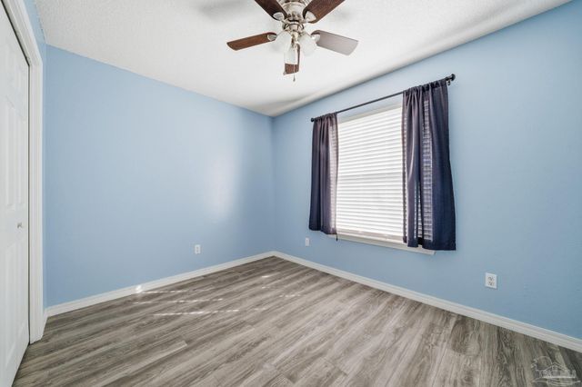 4106 Spinnaker Pl, Pensacola, FL 32507