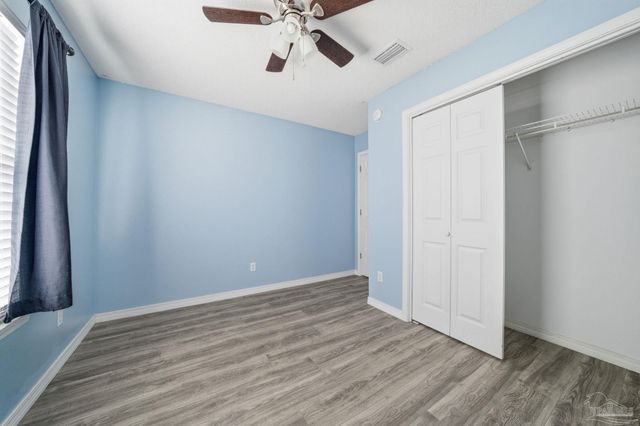 4106 Spinnaker Pl, Pensacola, FL 32507