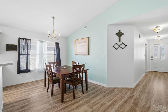 4106 Spinnaker Pl, Pensacola, FL 32507