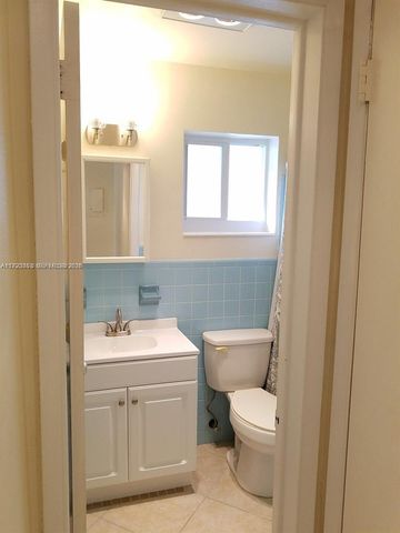 1231 NE 23rd Avenue, Pompano Beach, FL 33062
