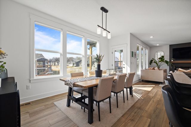 3016 Oak Street, Norwalk, IA 50211