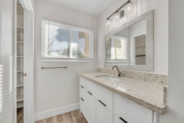 2604 Rio Bravo Cir, Sacramento, CA 95826