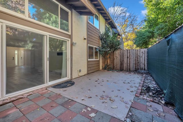 2604 Rio Bravo Cir, Sacramento, CA 95826