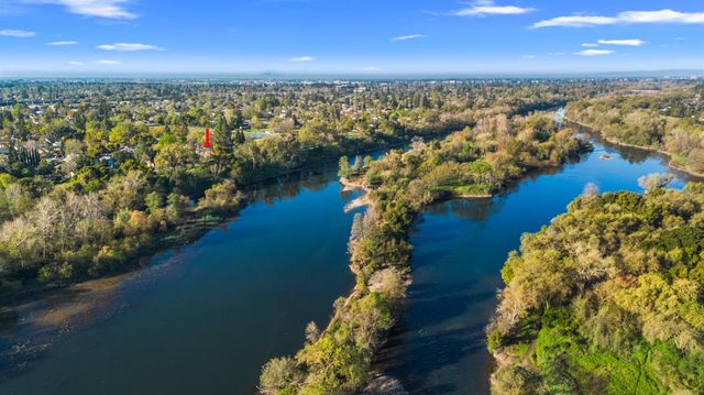 2604 Rio Bravo Cir, Sacramento, CA 95826