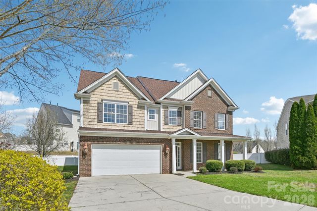 10901 Trout Creek Place, Davidson, NC 28036