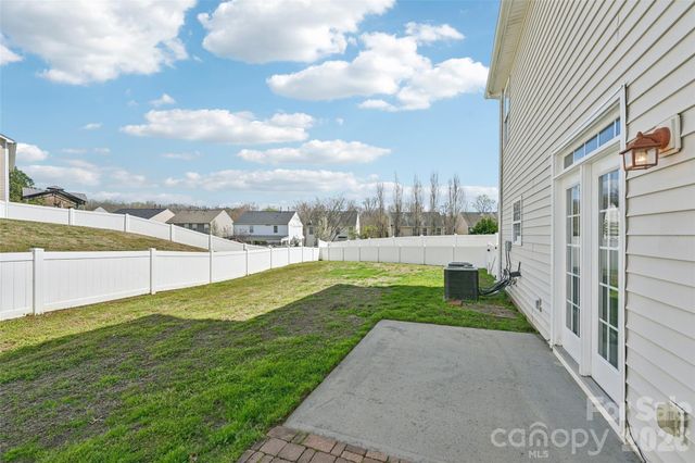 10901 Trout Creek Place, Davidson, NC 28036