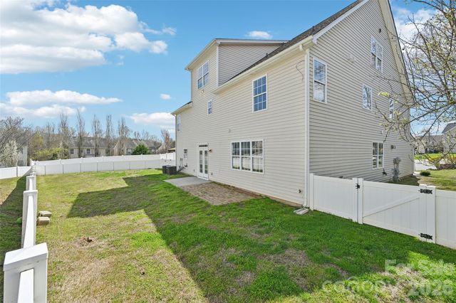 10901 Trout Creek Place, Davidson, NC 28036