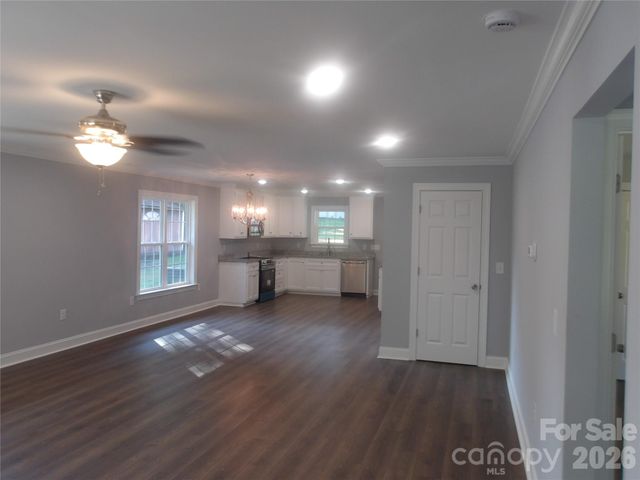 339 W 11th Street, Oakboro, NC 28129