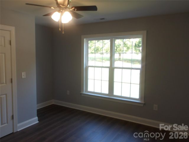 339 W 11th Street, Oakboro, NC 28129