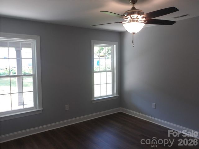 339 W 11th Street, Oakboro, NC 28129