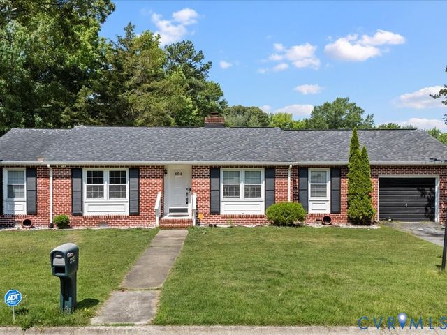 604 Smithfield Ave, Hopewell, VA 23860