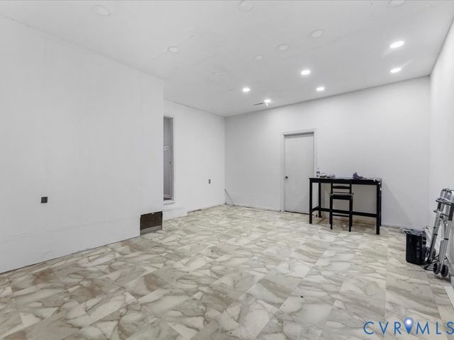 604 Smithfield Ave, Hopewell, VA 23860