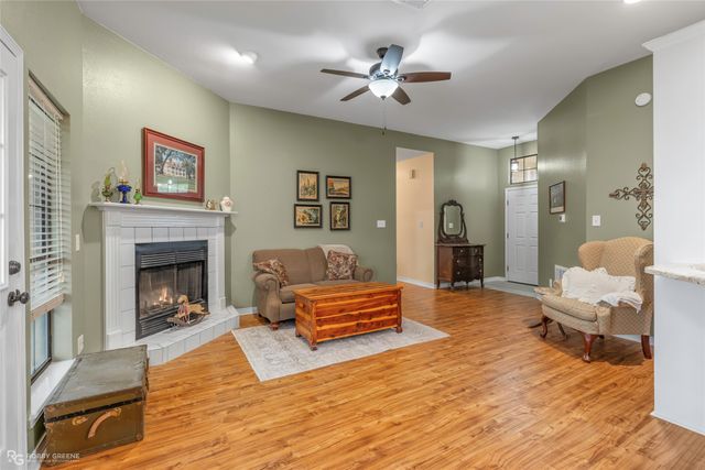 5138 Heatherton Drive, Bossier City, LA 71111