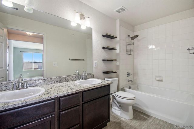 15165 E 16th Place 203, Aurora, CO 80011