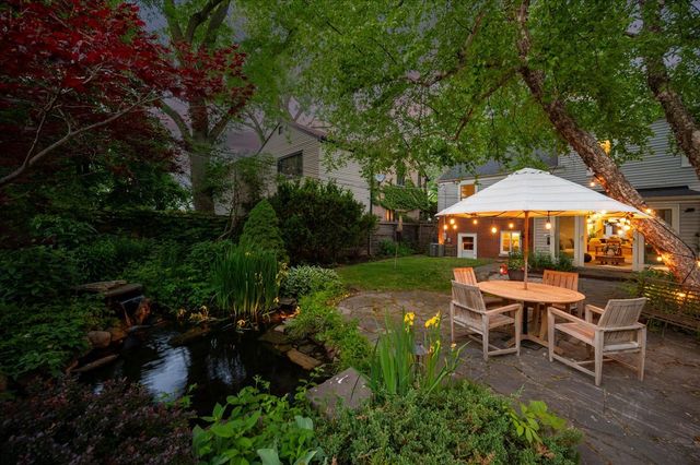 712 Juniper Road, Glenview, IL 60025